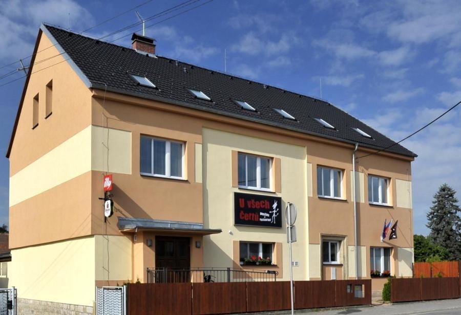 Pension U Vsech Certu Jicin Luaran gambar